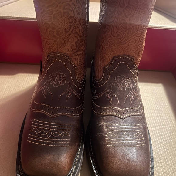 Justin Boots Women’s Cowboy Boots Size 7B - Picture 3 of 5